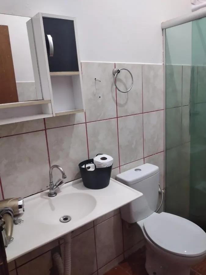 Casa Das Flores Colorado - Aluguel De Quartos Com Camas De Casal - Banheiros Compartilhados Brasília 0*,
