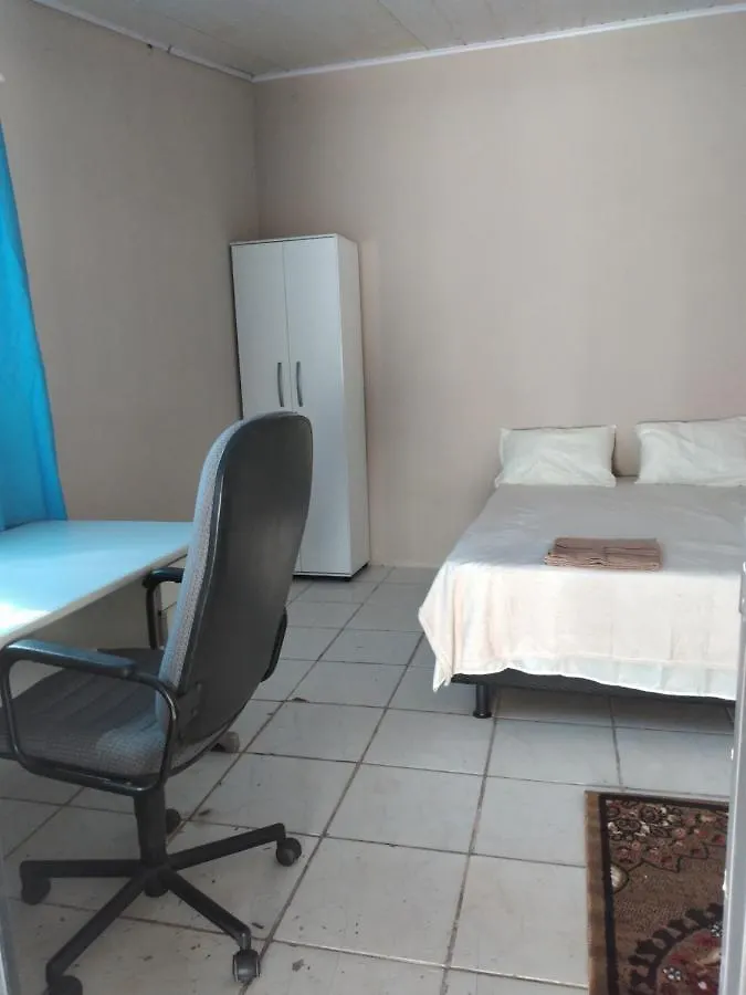 Penzion Casa Das Flores Colorado - Aluguel De Quartos Com Camas De Casal - Banheiros Compartilhados Brasília